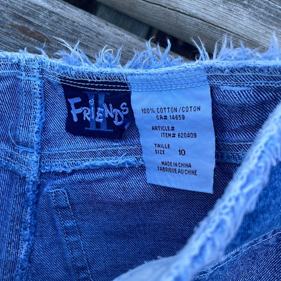 Girls Denim Cutoff Jean shorts - Picture 4 of 5